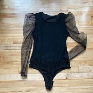 Puffed sleeve black bodysuit